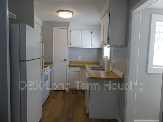 Building Photo - 111 Faris Dr