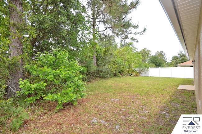 Building Photo - 9 Prince Kaarel Ln