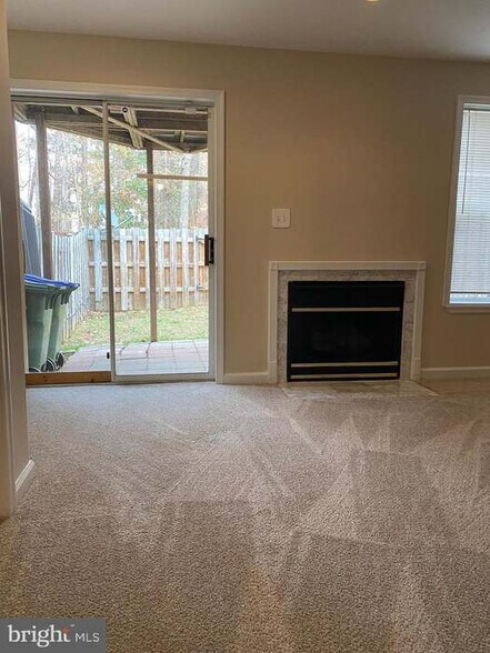 Building Photo - 106 Healy Ct