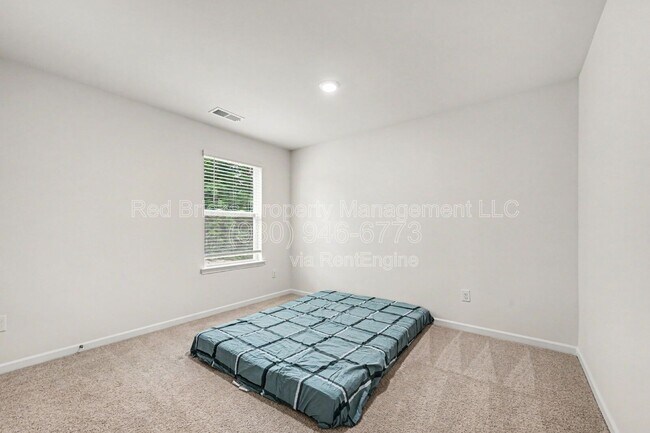 Building Photo - 10749 Adair Wds Dr