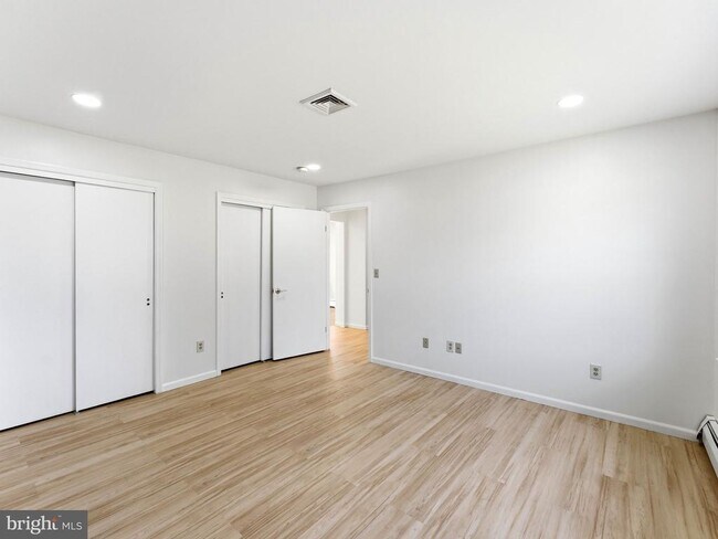 Building Photo - 3774 NJ-27
