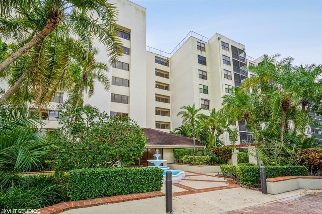Building Photo - 105 Lake Emerald Dr