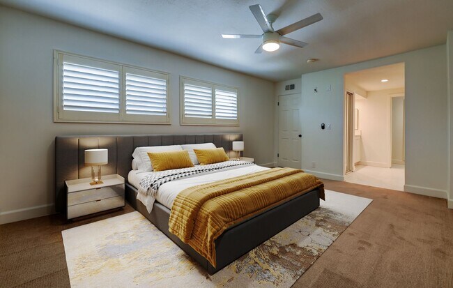 Building Photo - Updated, 3 bedroom 2.5 bath townhouse located in the Newport Riviera Community