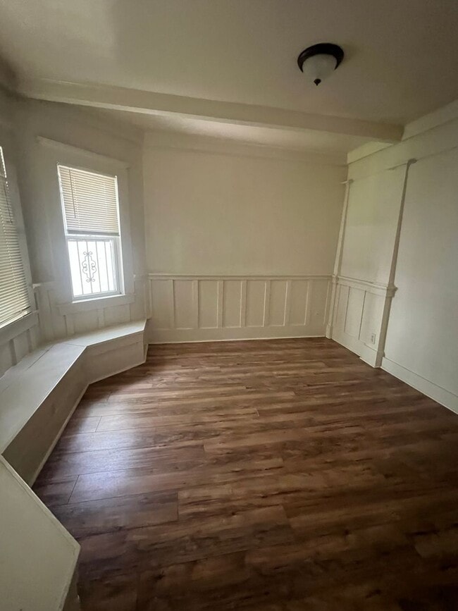 Building Photo - 1824 L St