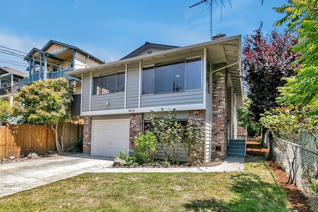 Building Photo - 8832 20th Ave SW