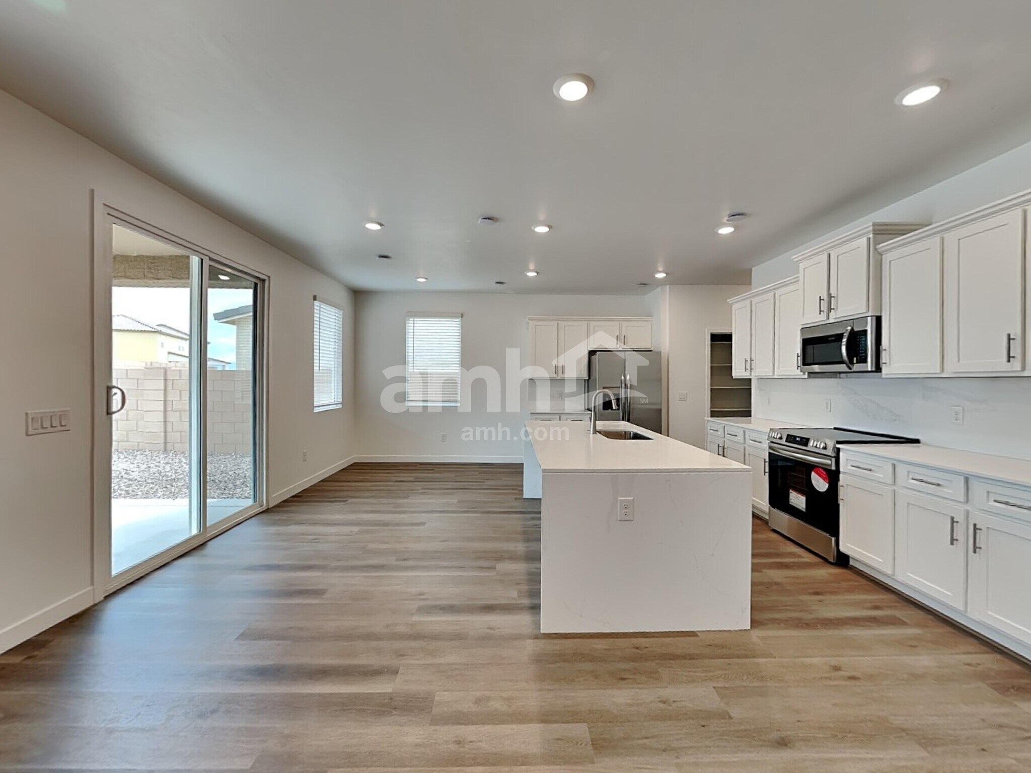 Building Photo - 7423 S Paseo Monte de Oro