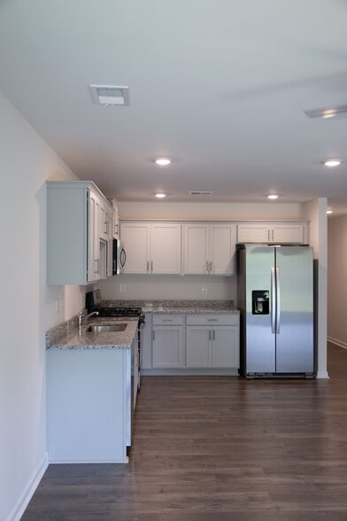 Building Photo - 239 Mable Leaf Ln
