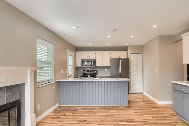 Building Photo - 4 Bedroom Home in Parker