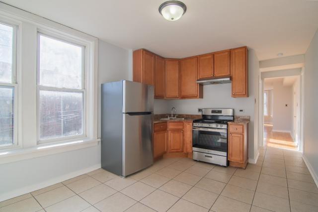 Primary Photo - 2 bedroom in CHICAGO IL 60612