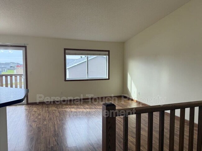 Building Photo - 2480 5th St W