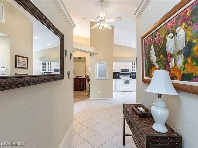 Building Photo - 5595 Greenwood Cir