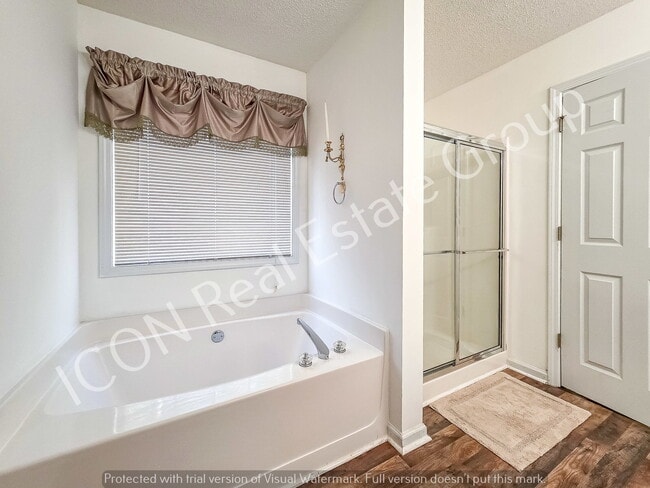 Building Photo - Move in ready 4BR/2.5BA home in a great neighborhood—tucked away on a quiet cul-de-sac!