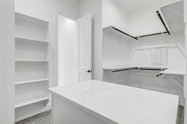 Building Photo - 2310 Campbell Rd