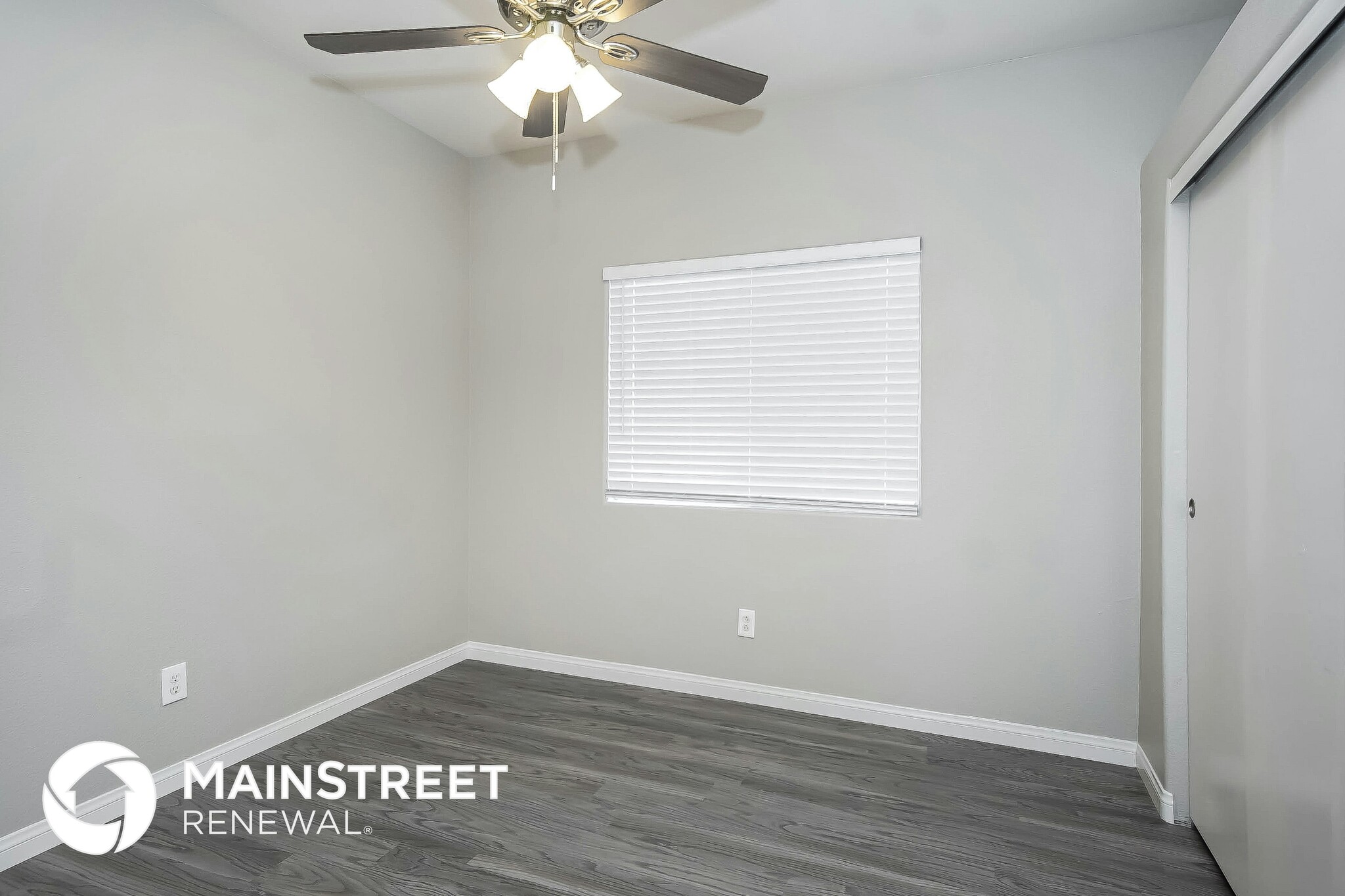 Building Photo - 825 Fuerte Ct