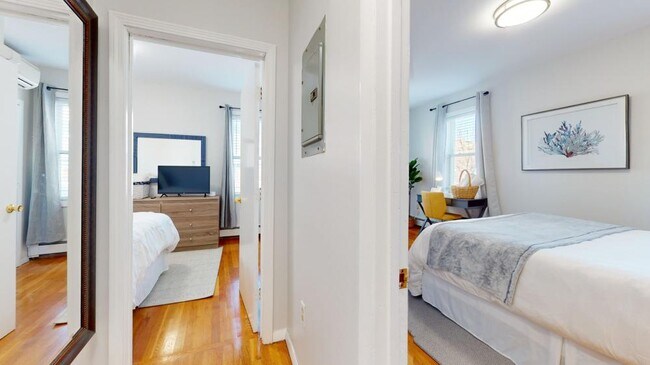 Building Photo - 2 bedroom in Boston MA 02120