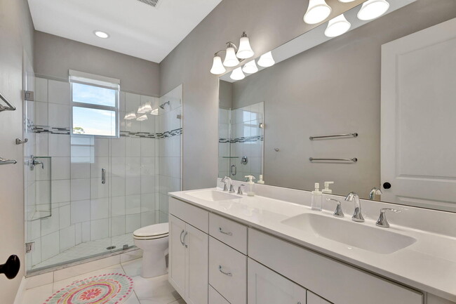 Building Photo - 13325 Machiavelli Way
