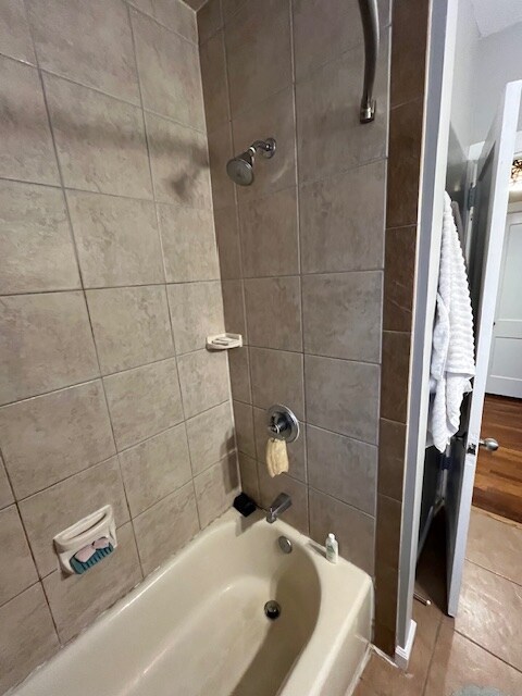 Building Photo - 6225 Monitor St