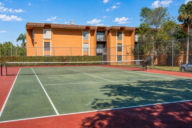 Building Photo - 9483 SW 76th St