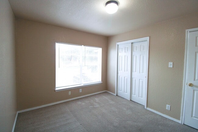 Building Photo - 126 Hallie Pass