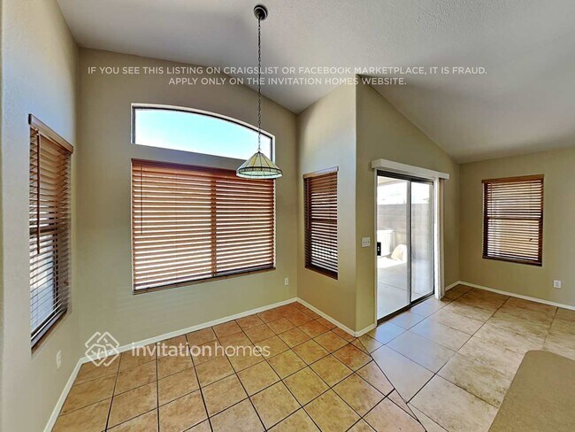 Building Photo - 866 E Mohave Ln