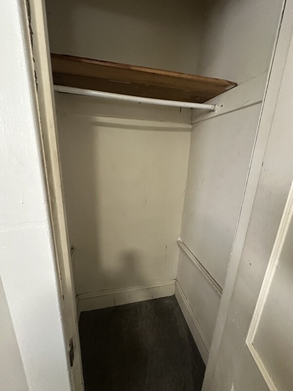 Building Photo - 3525 E 133rd St