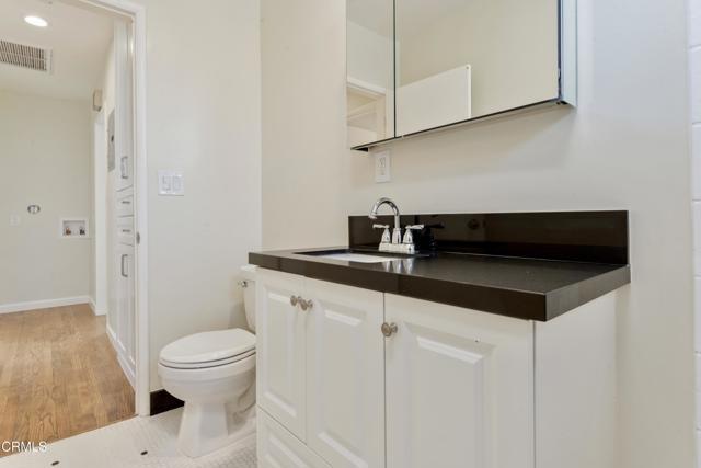 Building Photo - 420 Violet Ave