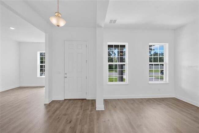 Building Photo - 18345 Mowry Ct