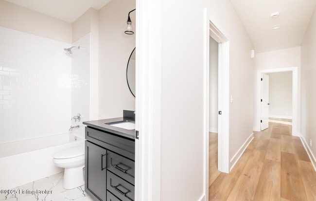 Building Photo - 6100 Passionflower Dr