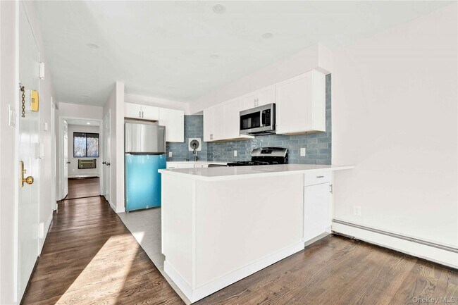 Building Photo - 67-07 Selfridge St