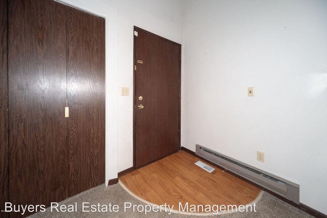 Building Photo - 3 br, 2.5 bath House - 2086 Crataegus Street