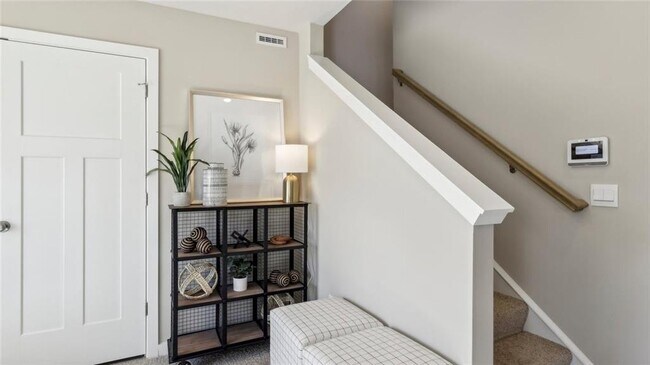 Building Photo - 764 Olivia St