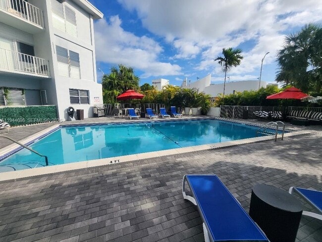 Building Photo - 11750 NE 16th Ave