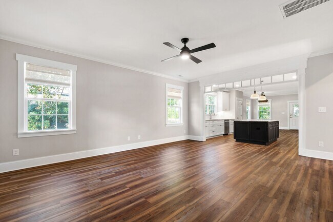 Building Photo - Beautifully Built Ranch Home in Desirable ...