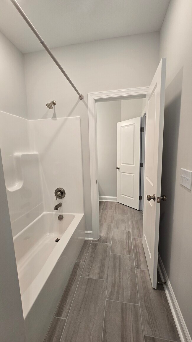 Building Photo - 1144 Topaz Cave Cir