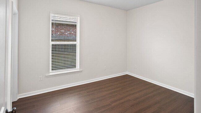 Building Photo - LSU Tigers—Your Off-Campus Spot is Here!