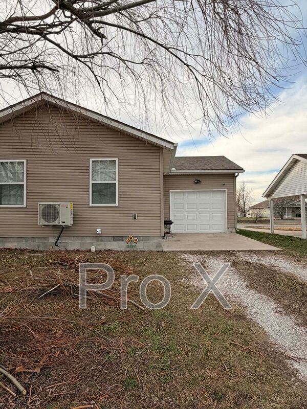 Building Photo - 2121 S Kentucky Ave