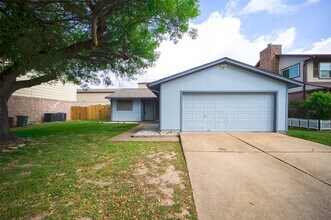 Building Photo - 18018 Santolina Ln