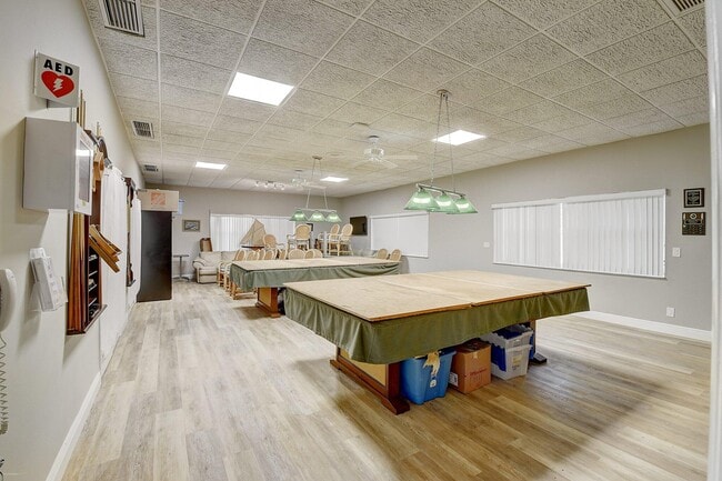 Building Photo - 2717 Florida Blvd