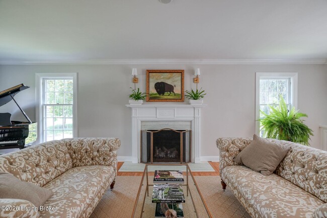 Building Photo - 12 Westwind Rd