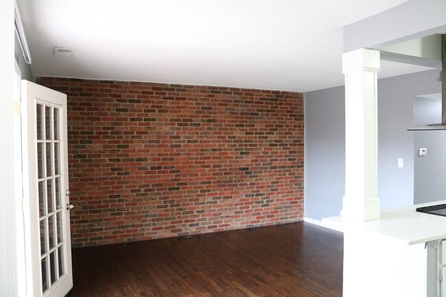 Building Photo - 4032 Clark Ave