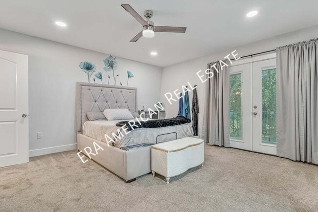 Building Photo - 2037 Lewis Turner Blvd