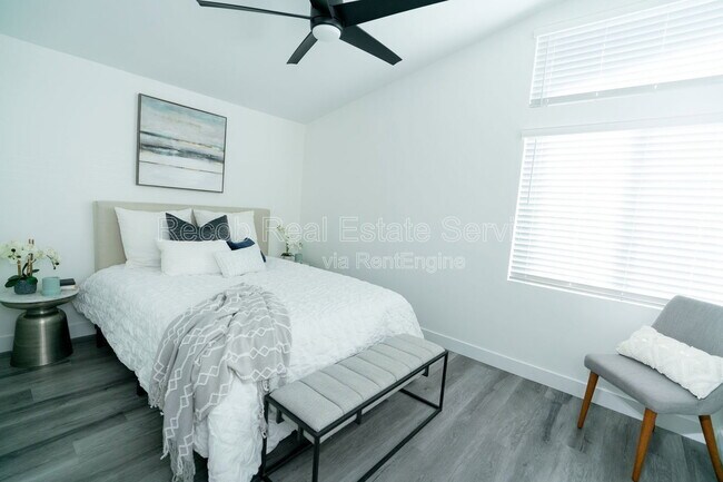 Building Photo - 3563 Angwin Dr