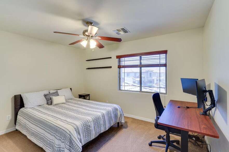 Building Photo - 19053 N Wilson St