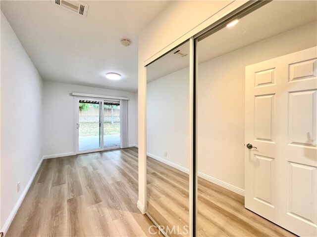 Building Photo - 1545 Meadow Glen Rd