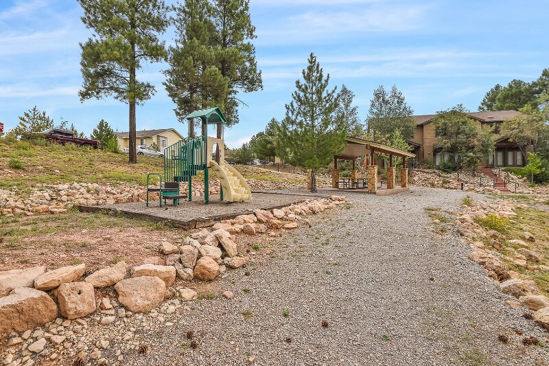 Building Photo - 1488 S Noelle Ln