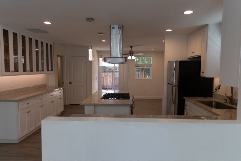 Building Photo - 3309 San Jose Way