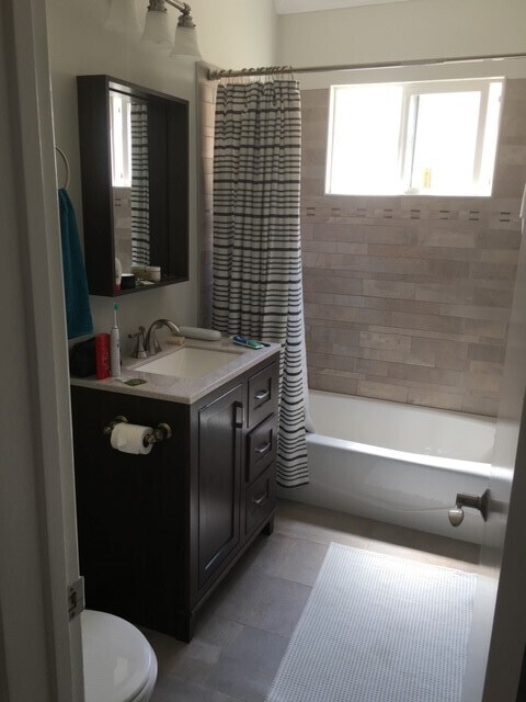 Updated bathroom - 12711 Venice Blvd