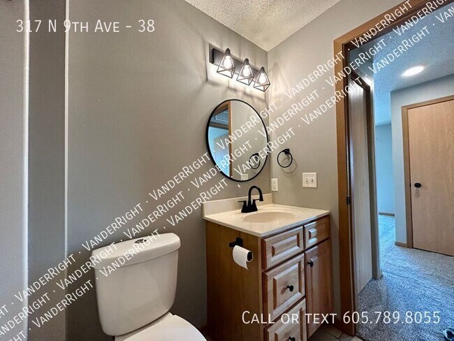 Building Photo - 317 9th Ave
