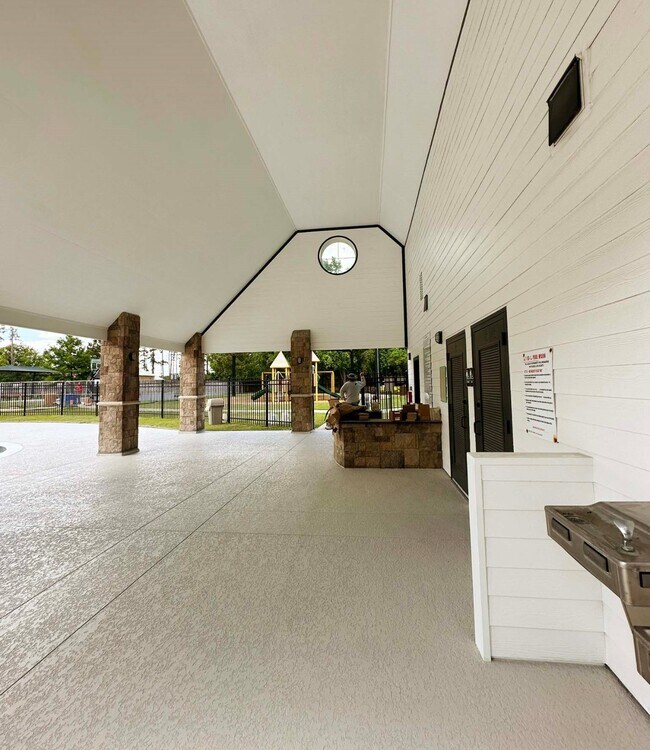 Building Photo - 25981 N Kings Mill Ln