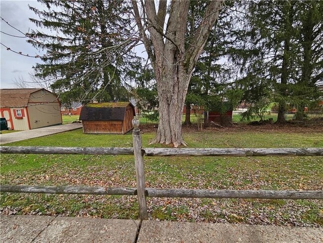 Building Photo - 471 Kimlyn Ave